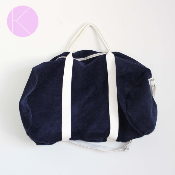 brandy melville duffle bag